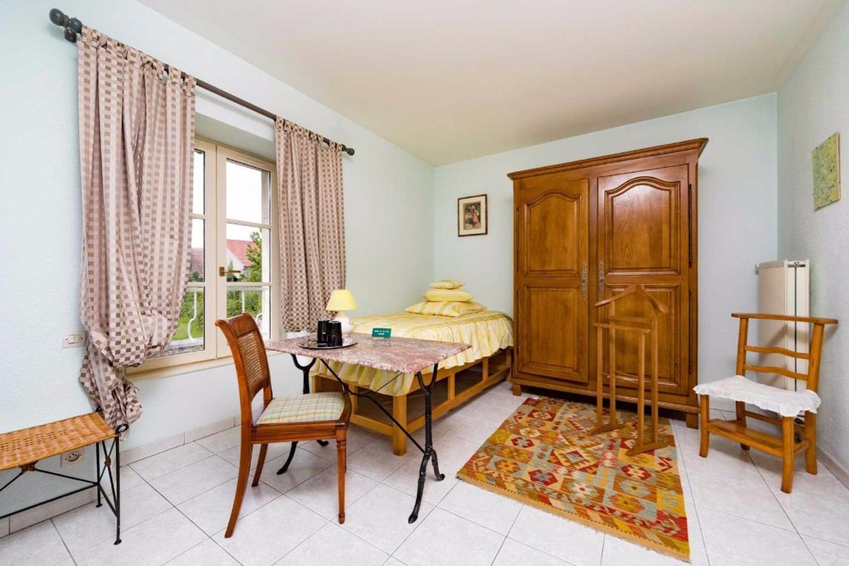 Dessine Moi Un Mouton, Chambre D'Hote A Soulosse Room photo
